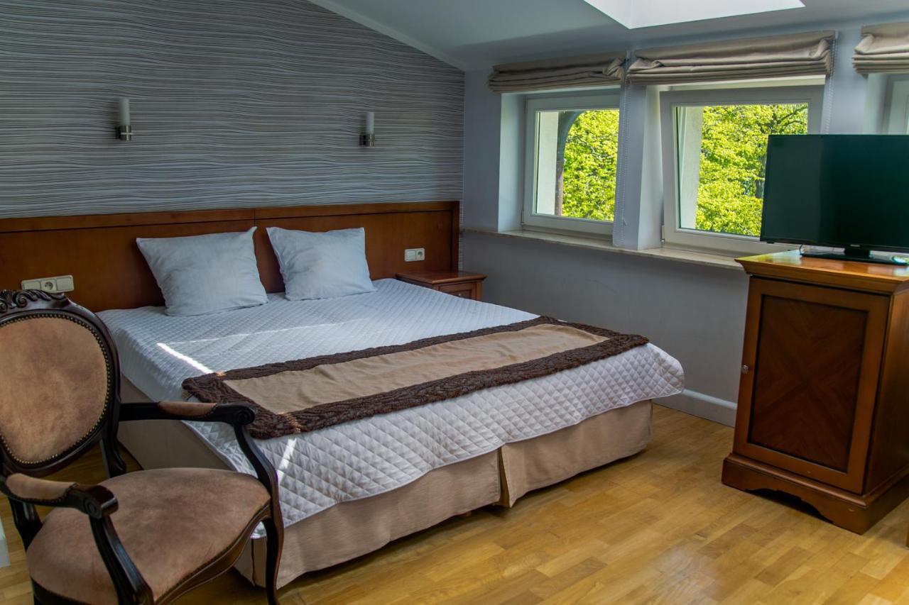 Hotel Apollo Darlowko Luaran gambar