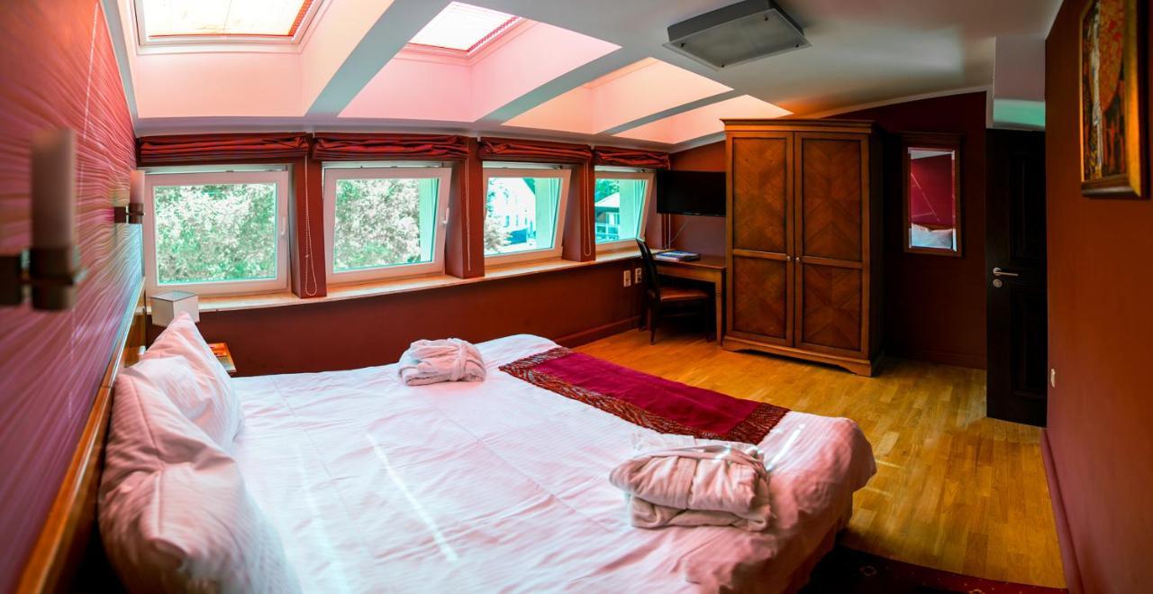 Hotel Apollo Darlowko Luaran gambar