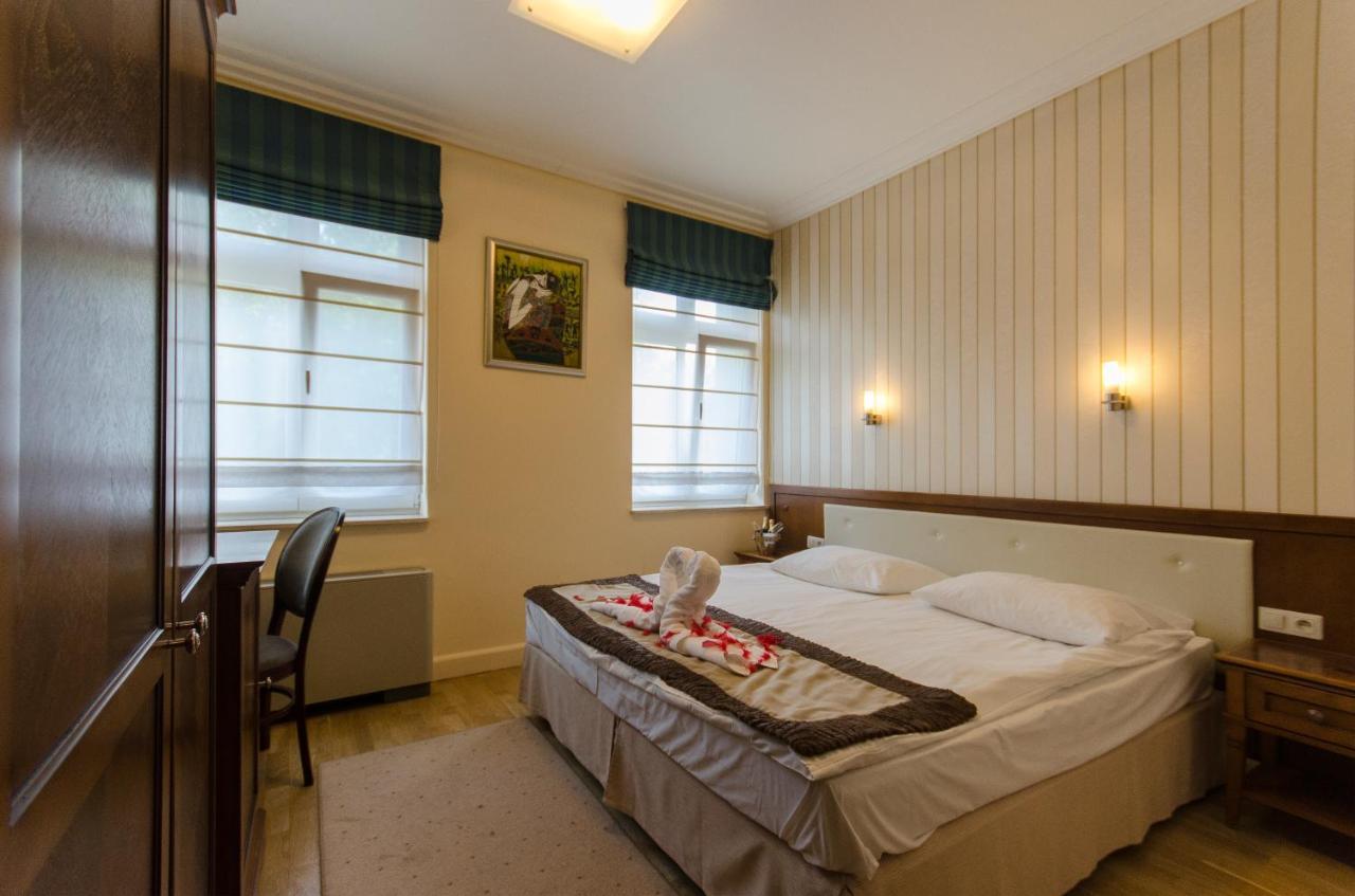 Hotel Apollo Darlowko Luaran gambar